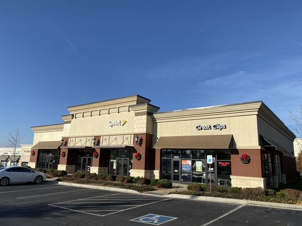 Parkside Station: 11651 Parkside Drive, Farragut, TN 37934